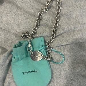 Tiffany & Co. Silver Necklace : return to Tiffany line